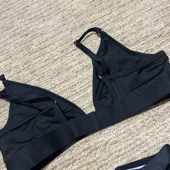 Lounge Bikini - Picture 4 of 4